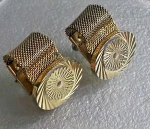 【送料無料】メンズアクセサリ― ビンテージメンズカフリンクスチェーンメッシュラップアラウンドcufflinks vintage mens cuff links 1960s 1970s  goldtone chain mesh wraparound