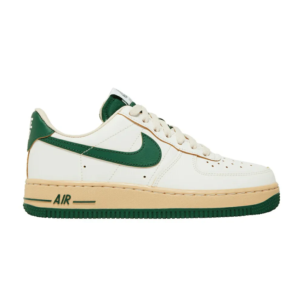 ナイキ 緑 グリーン パール エアフォース GORGE GREEN スニーカー レディース NIKE WMNS AIR FORCE 1 LOW / SAIL GORGE GREEN SESAME PEARL