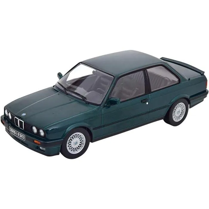 KKscale 1/18 BMW 325i E30 M-Paket 1 1987 ダークグリーンメタリック ミニカー 車 フリースタイル KKDC180744