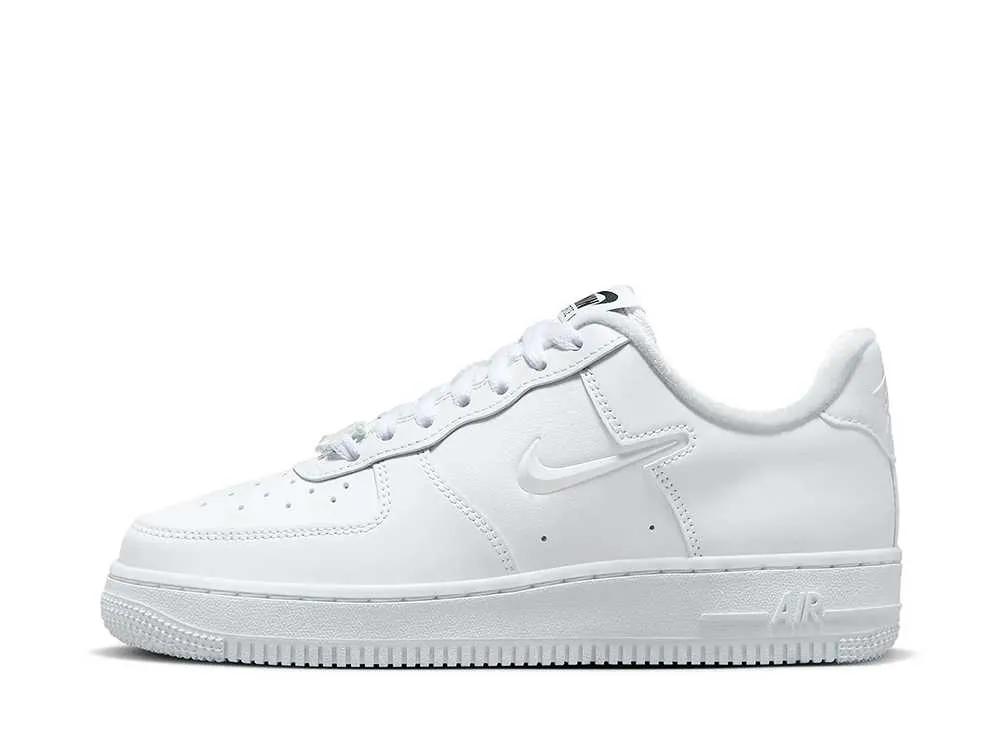 【今なら割引クーポン発行中】Nike ナイキ ウィメンズ エアフォース1 07 ホワイト/ブラック/マルチカラー ナイキ ナイキ ウィメンズ エアフォース1 07 ホワイト/ブラック/マルチカラー FB8251-100 ウィメンズ レディース スニーカー ランニングシューズ 21SN-FB8251-100