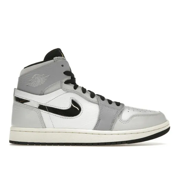 Jordan ジョーダン レディース スニーカー  【Jordan 1 High Zoom Air CMFT 2 Chicago Women Collective (Women)】  サイズ US_9.5(26.5cm) White/Photon Dust/Wolf Grey/Metallic Silver