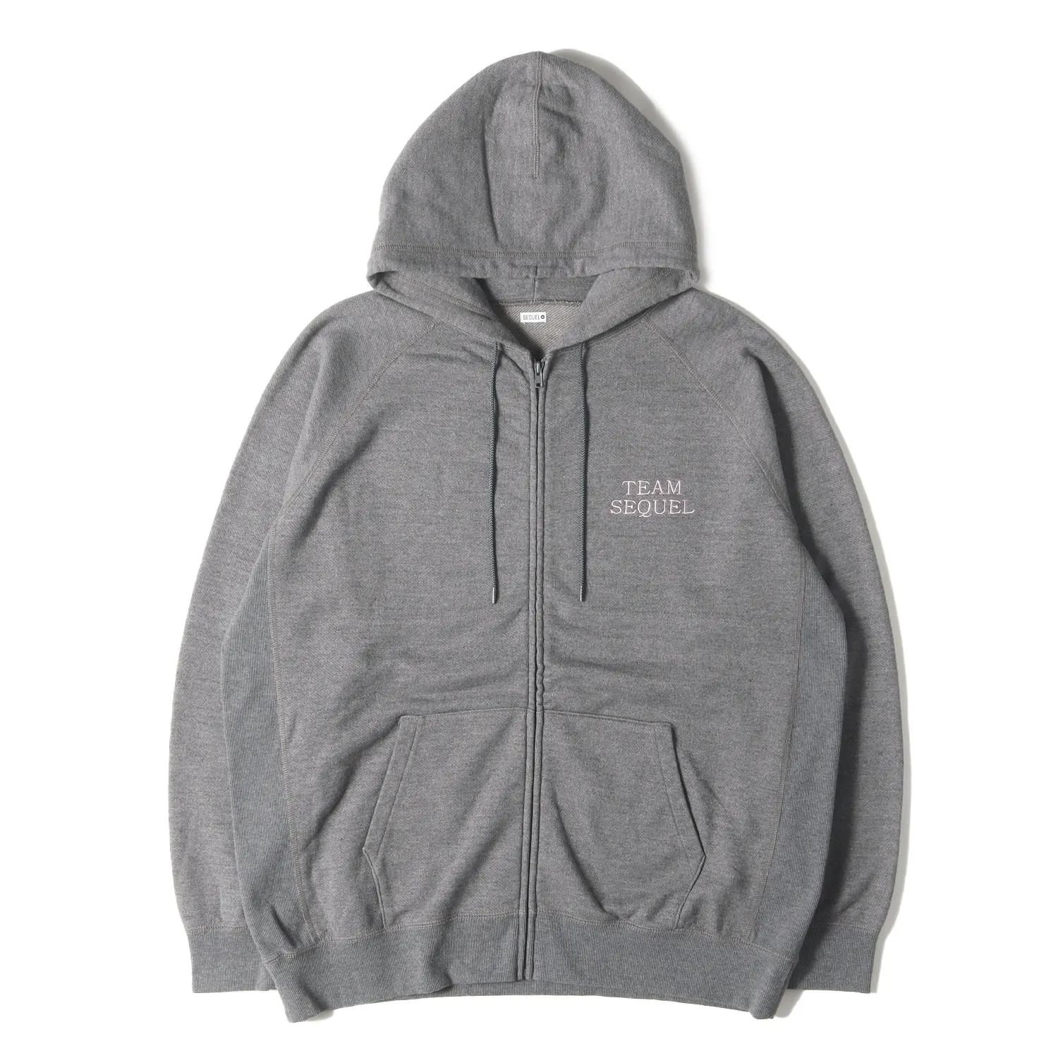 SEQUEL シークエル パーカー グレー サイズ:M | 22AW ライフル グラフィック ジップ スウェットパーカー (ZIP HOODIE) | トップス フーディー【メンズ】【中古】【美品】【K4805】