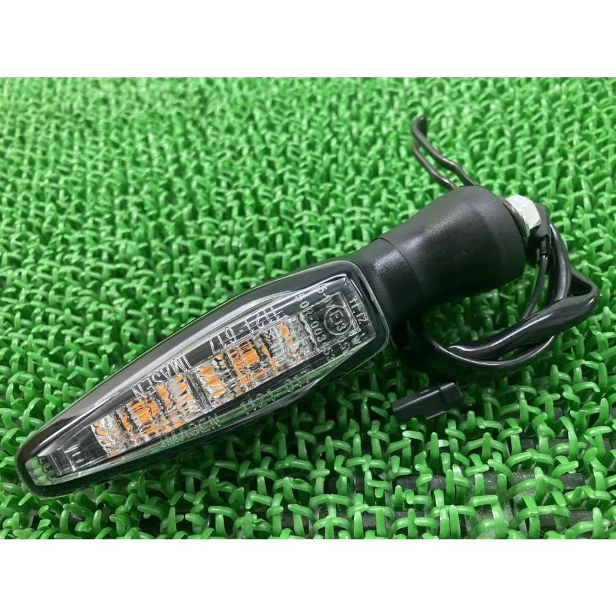 GSX-S1000Sカタナ フロントウインカー 右 1121-617 スズキ 純正 中古 バイク 部品 GT79B EK11A 刀 KATANA 綺麗 車検 Genuine nW