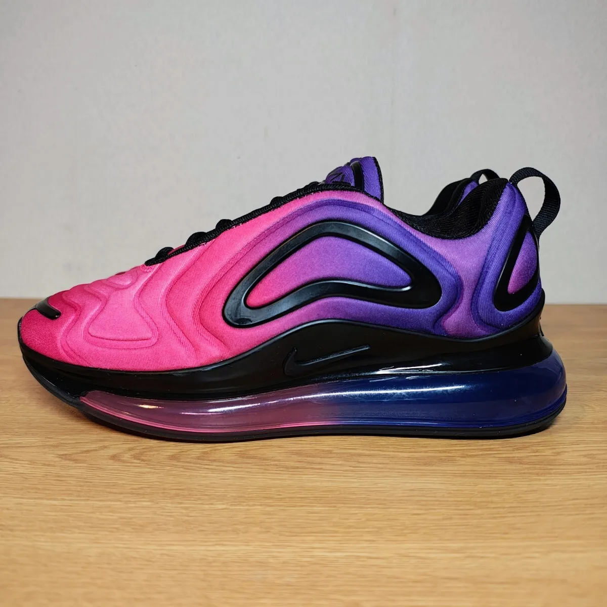 美品 NIKE AIR MAX 720 SUNSET PACK W23.5