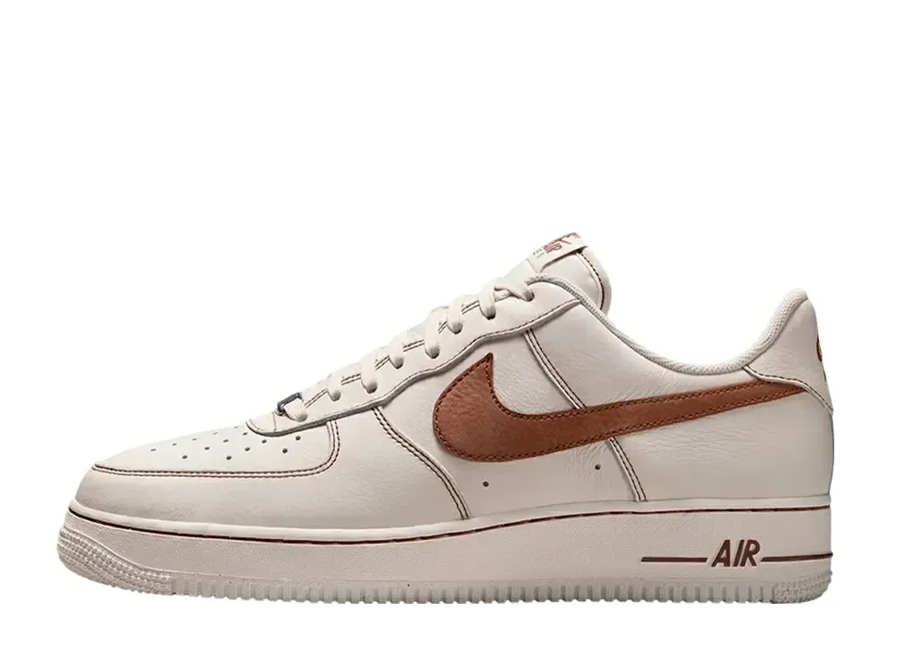 【今なら割引クーポン発行中】Nike ナイキ エアフォース1 07 LV8 アイボリー/サドルブラウン ナイキ HQ2037-101 メンズ スニーカー ランニングシューズ 21SN-HQ2037-101