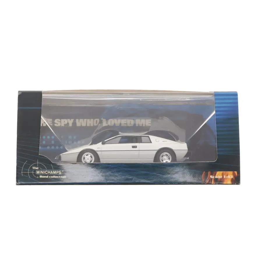 『中古即納』{MDL} The MINICHAMPS Bond Collection 1/43 Lotus Esprit S1(ホワイト) 007/私を愛したスパイ ミニカー MINICHAMPS(ミニチャンプス)(20031231)