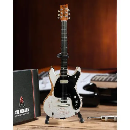 [フィギュアなど][新品]AAxe Heaven Johnny Ramone Signature 1965 Mosrite Ventures II Mini Guitar (2025/6/1発売)