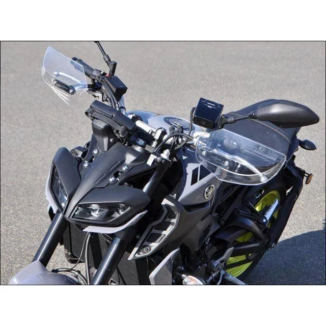 CHIC DESIGN シックデザイン ガイラガントレット スクリーンカラー：クリア MT-09 YAMAHA ヤマハ ハンドガード・ナックルガード ハンドル周辺パーツ ハンドル