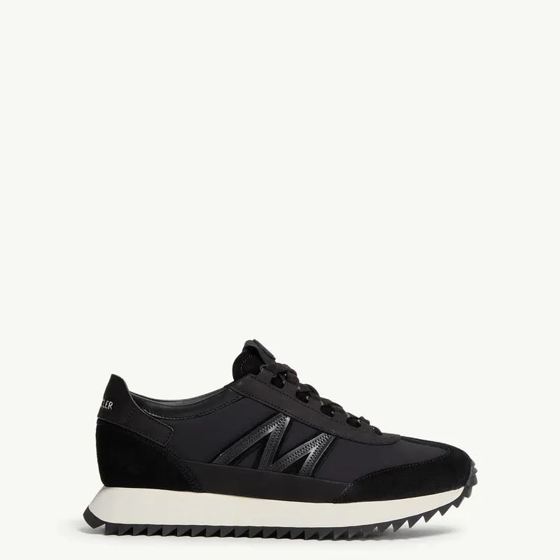 2025/26秋冬 MONCLER モンクレール レディースSNEAKER PACEY2 IN PELLE SCAMOSCIATA E NABUKスニーカー【nero 】【送料無料】【正規品】