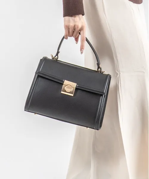 ショルダーバッグ バッグ 「GIANNI NOTARO 」フラップハンドバッグ　ショルダーバッグ　本革 レディース