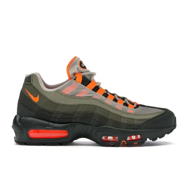 Nike ナイキ メンズ エアマックス スニーカー Nike Air Max 95 OG Neutral Olive Total Orange 【US_9.5(27.5cm) 】
