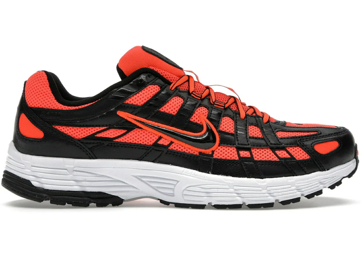 ナイキ クリムゾン 白色 ホワイト スニーカー メンズ NIKE P-6000 HYPER CRIMSON / HYPER CRIMSON WHITE METALLIC