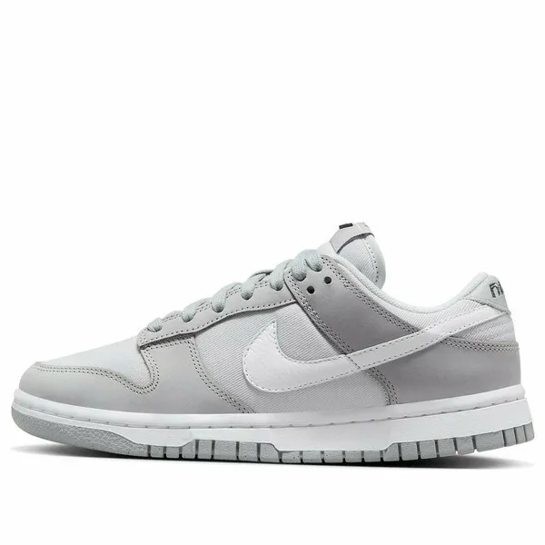 Nike ナイキ レディース スニーカー Light Smoke Grey/White 【(WMNS)Nike Dunk Low Light Smoke Grey FB7720-002】  サイズ US_8(25.0cm)