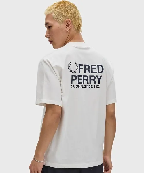 tシャツ Back Print Fred Perry Text T-Shirt／バックプリントテキストTシャツ メンズ レディース
