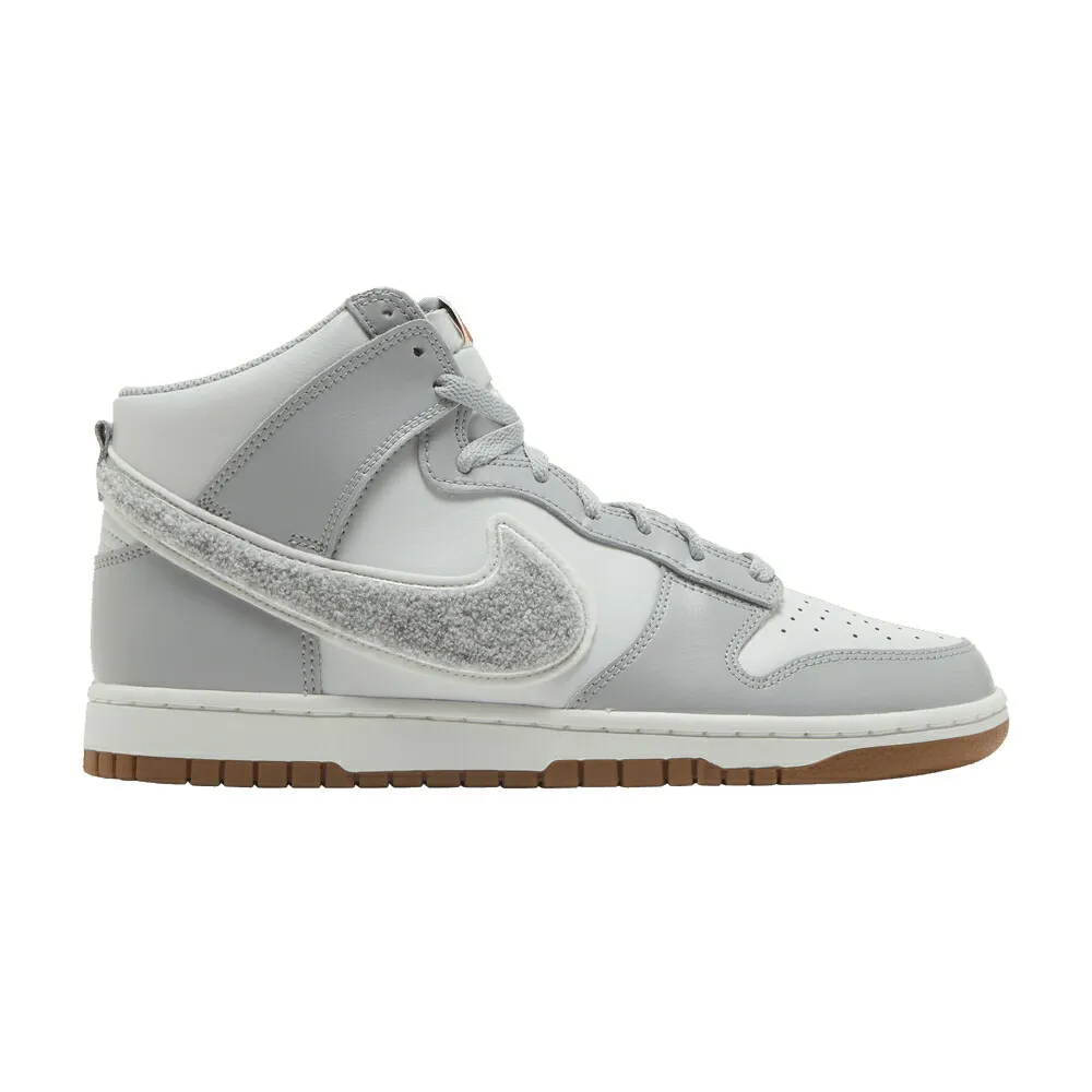 ナイキ メンズ ダンク ハイ スウッシュ スウォッシュ 灰色 グレー MEN ダンクハイ CHENILLE GREY スニーカー NIKE DUNK HIGH SWOOSH - LIGHT SMOKE / LIGHT SMOKE GREY LIGHT SMOKE