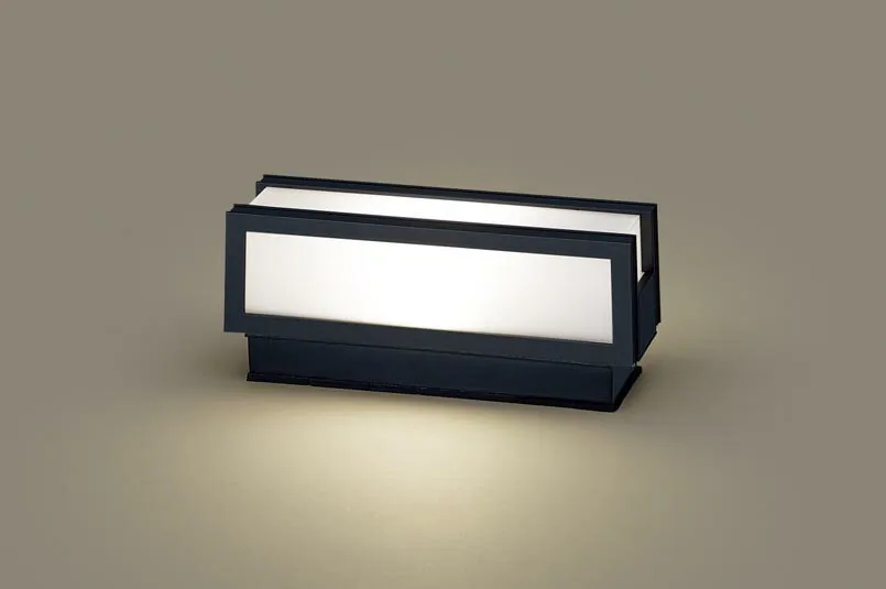 パナソニック 据置取付型 LED（電球色） 門柱灯 LED電球交換型・防雨型 40形電球1灯器具相当 LED電球小形電球タイプ1灯（E17） ランプ付 LGW56009BU