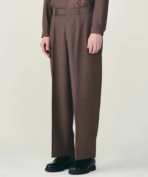スラックス 「marka/マーカ」2/72ウール強撚トロピカル / ワンタックワイドトラウザーズ / ONE TUCK WIDE TROUSERS
