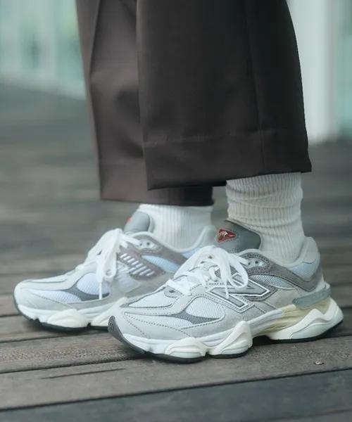 スニーカー U9060GRY　GRAY メンズ レディース