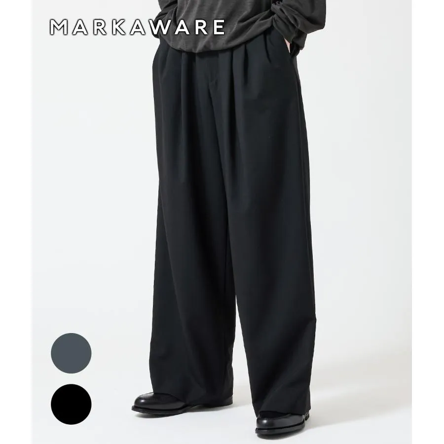 MARKAWARE / マーカウェア ： TRIPLE PLEATED WIDE TROUSERS -ORGANIC WOOL 2/80 TROPICAL- / 全2色 ： A26A15PT03C
