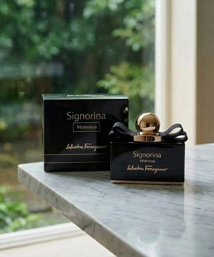 フェラガモ（Ferragamo） シニョリーナ ミステリオーサ オーデパルファム 30mL・50mL・100mL／オーデパルファム