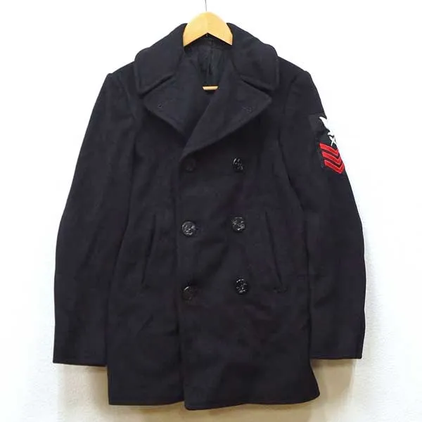 【中古】良好品◆実物 米軍 US NAVY  Pコート ワッペン付き 73年製 ダークブルー ヴィンテージ ピーコ－ト 厚手 メルトン ミリタリー アーミー ARMY アメリカ USED 古着 VINTAGE 70s USA