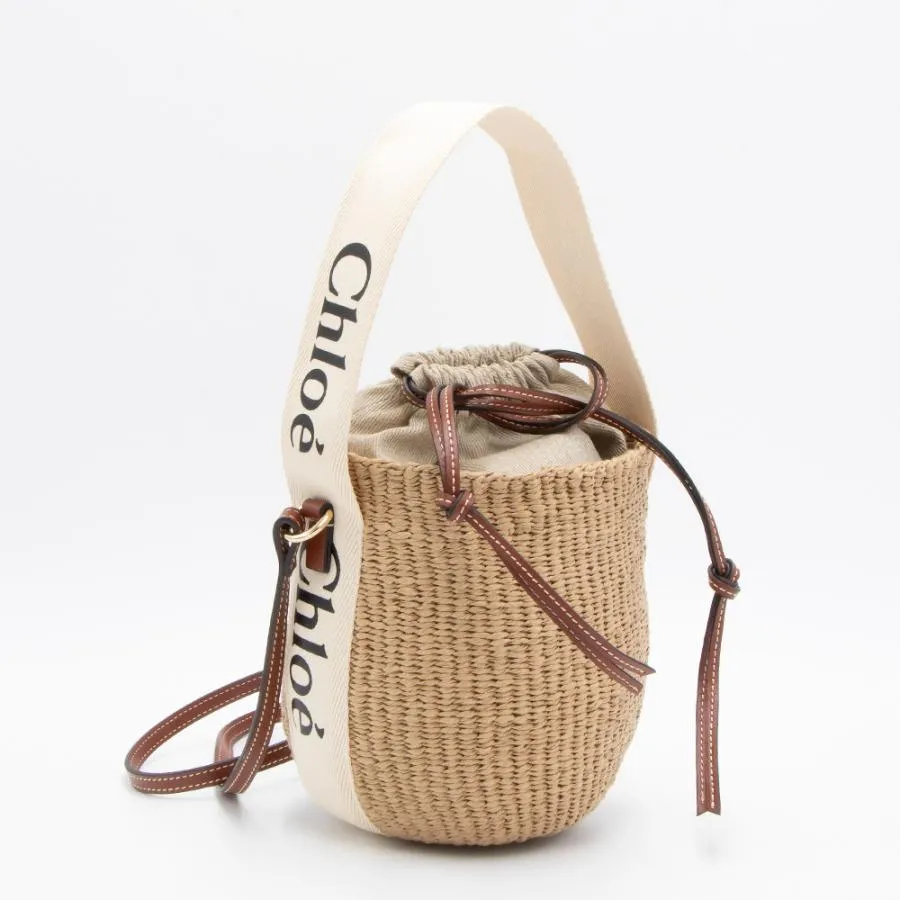 【2%OFFクーポン有り】クロエ CHLOE スモールバスケットバッグ WOODY ウッディー フェアトレードペーパー CHC22SS381G55 101 WHITE