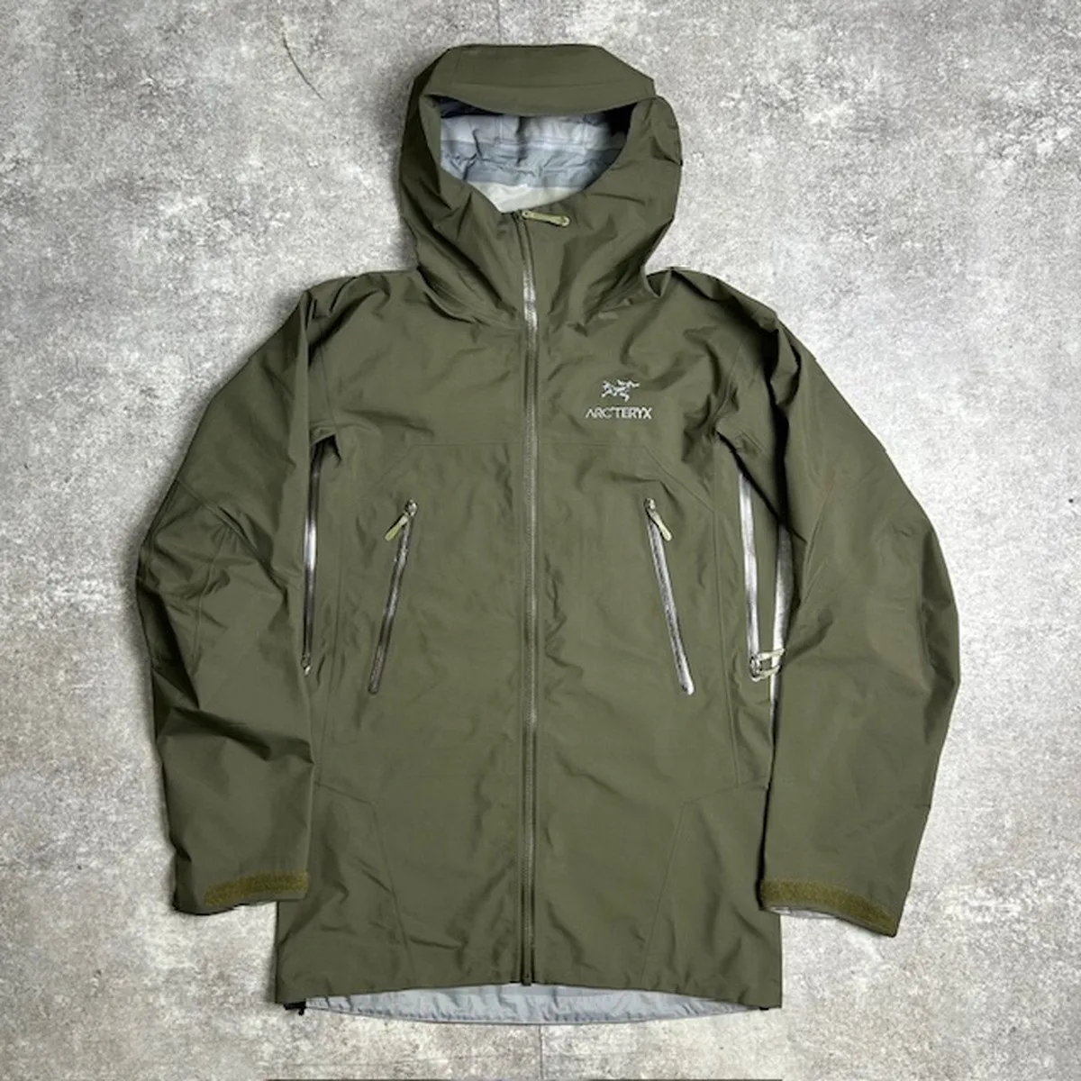 ARCTERYX アークテリクス BETA LONG JACKET XS GORE-TEX ベータロングジャケット ナイロンパーカー マウンテンジャケット カーキ 貝塚店 ITCRZKFJLQ9A 【中古】 RK058TJ