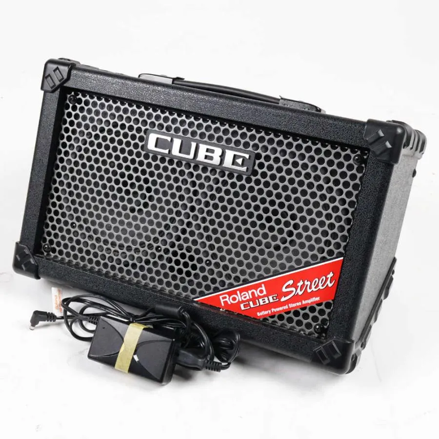 中古 ギターアンプ ローランド ROLAND CUBE Street BK 乾電池駆動パフォーマンス用ステレオアンプ ギターアンプ