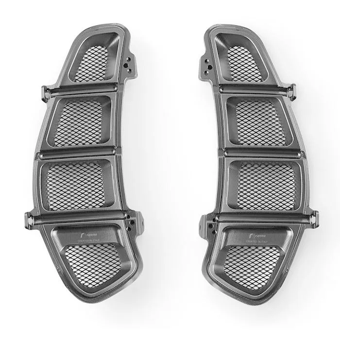 rizoma リゾマ GLOVE COMPARTMENT AIR INLET GRIDS カラー：ブラック GTS Super Sei Giorni Vespa ベスパ その他スクーター外装 カウル関連 外装