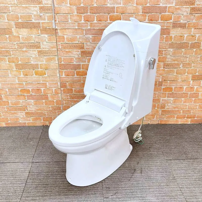 【中古品】【ジャンク扱い】 INAX(イナックス) アメージュV トイレ洋式便器(床下排水)「GBC-320SU」とウォシュレット一体型タンク「DT-V182U」 BW1 12B
