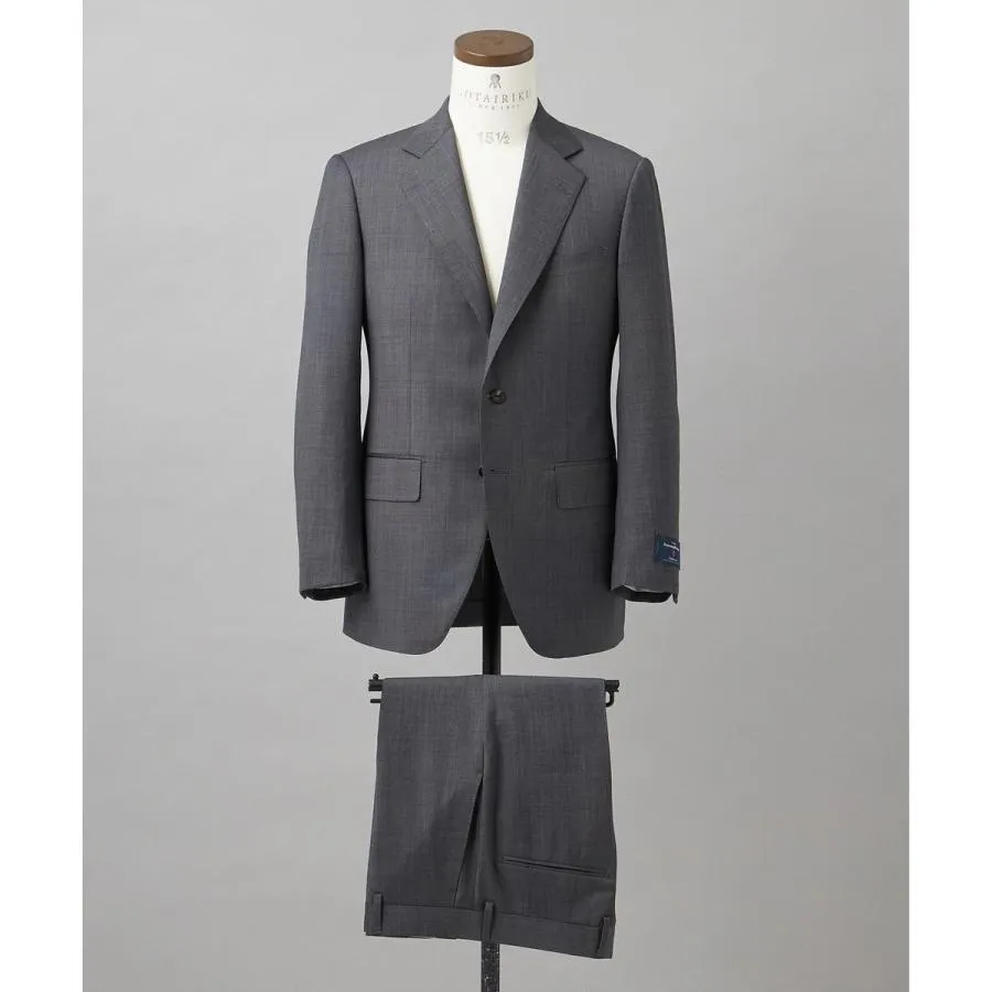 【Ermenegildo Zegna】TRAVELLER　スーツ（ライトグレー無地）