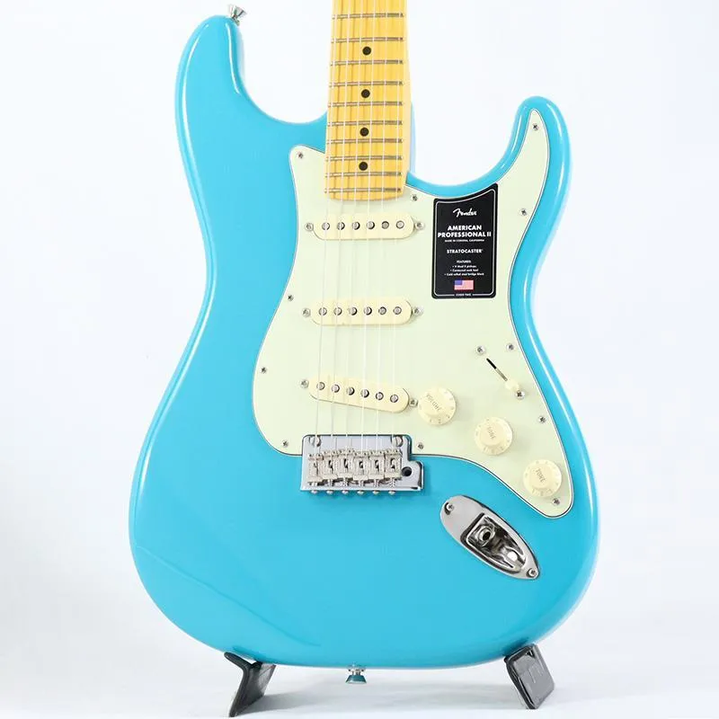 Fender USA American Professional II Stratocaster (Miami Blue/Maple)