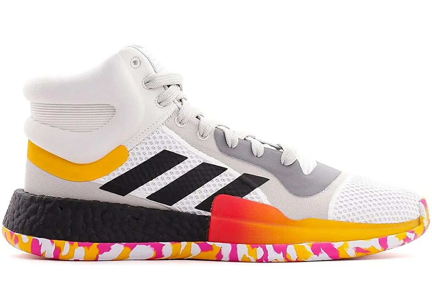 アディダス ブースト 白色 ホワイト 黒色 ブラック ゴールド コア スニーカー メンズ ADIDAS MARQUEE BOOST WHITE BLACK ACTIVE GOLD / CLOUD WHITE CORE BLACK ACTIVE