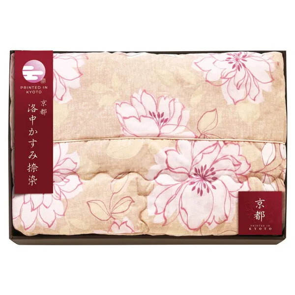 香典返し 送料無料 京都 洛中かすみ捺染 肌布団 ベージュ KSG13150-BE 寝具 寝装品 内祝い 法事 お供え 法要 奉書 ご挨拶状 偲び草 忌明け 志 回忌法要 弔事 ギフト お返し 大量注文 法人様対応 供花御礼 仏事 粗供養 神式