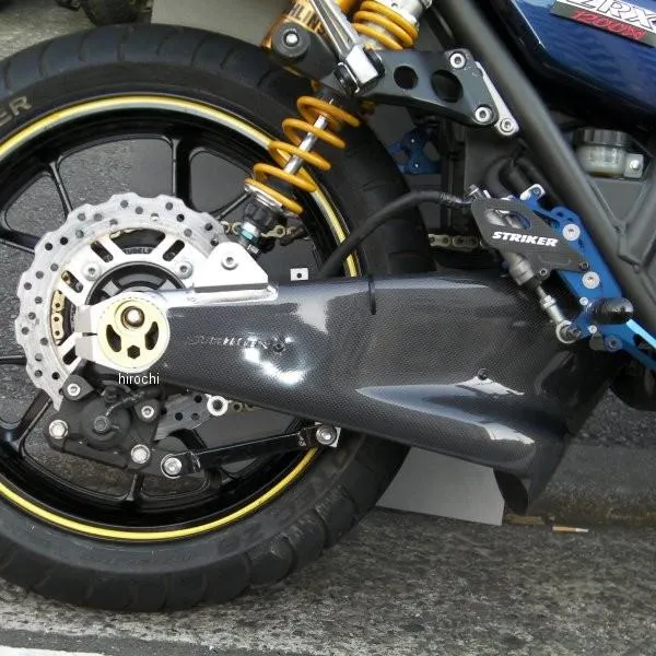 SAD-UA101C ストライカー STRIKER スペシャルアンダーアーマー ノーマルスイングアーム用 09年以降 ZRX1200DAEG カーボン HD店