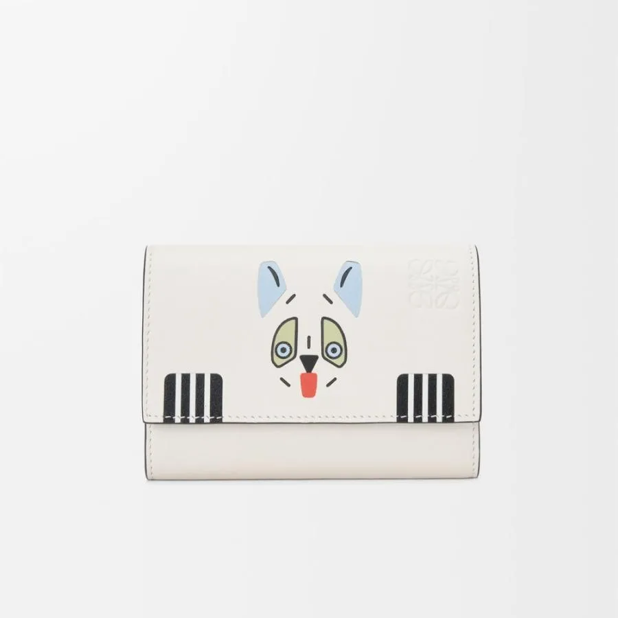 ロエベ LOEWE 2026春夏レディース フューチャリスト キャット バーティカル ウォレット 財布 スモール【ソフトホワイト 】【送料無料】【正規品】