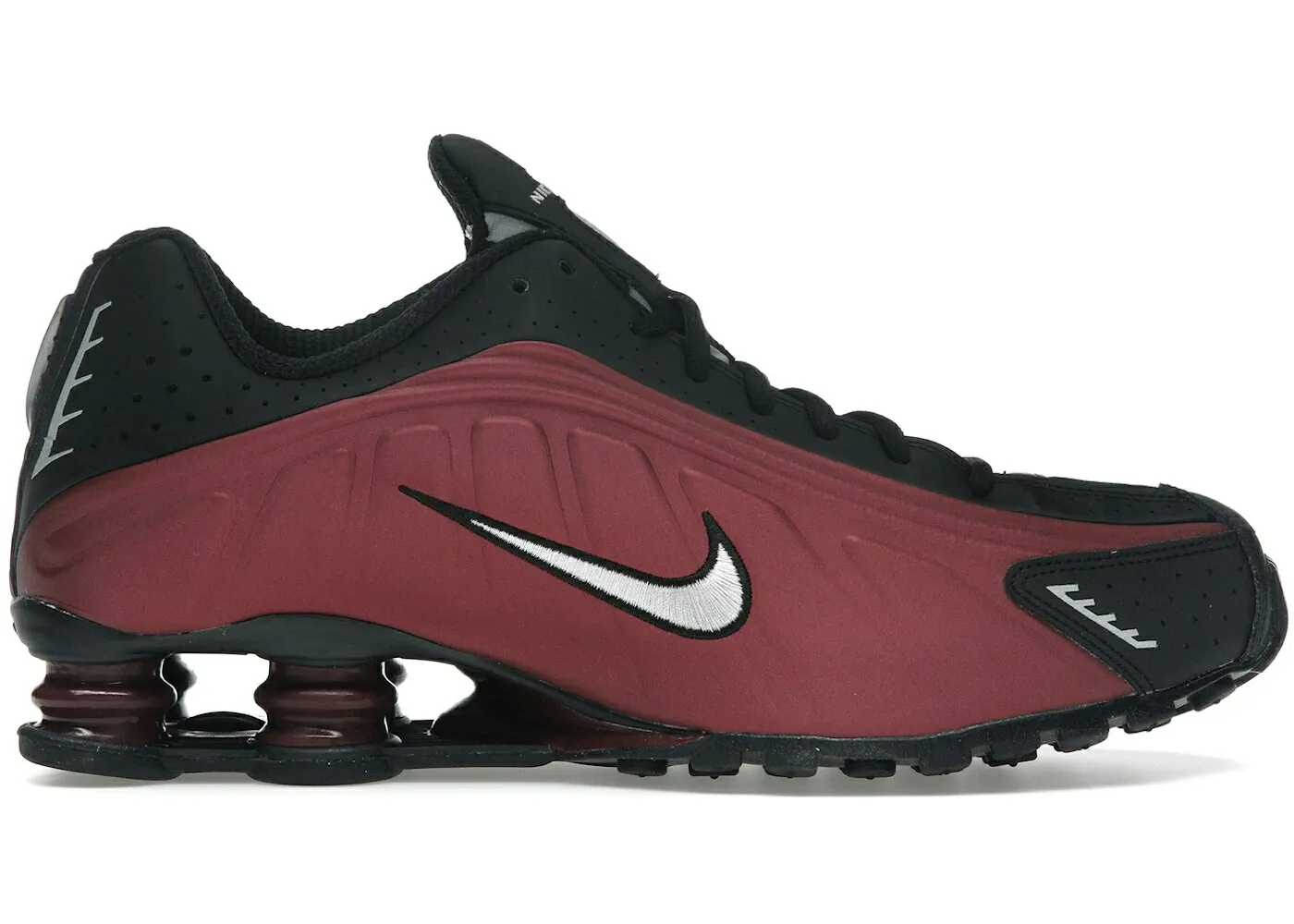 ナイキ ショックス 黒色 ブラック チーム 赤 レッド 銀色 シルバー WOMEN スニーカー レディース NIKE SHOX R4 BLACK TEAM RED (WOMEN) / TEAM RED BLACK METALLIC SILVER