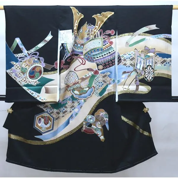 お宮参り 産着 男児 男の子 正絹 のしめ 金刺繍 黒地 綸子地 祝着 兜 初着 新品（株）安田屋  NO33333