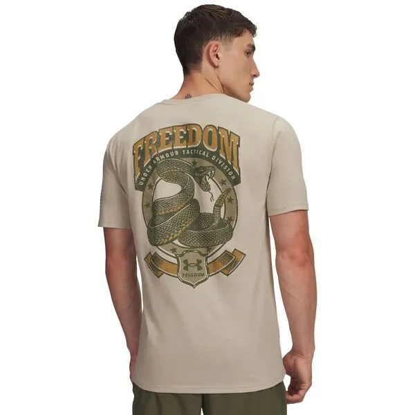アンダーアーマー メンズ トップス Tシャツ グラフィック Under Armour Men Freedom Snake Graphic T-Shirt Desert Sand/Marine Od Green グリーン