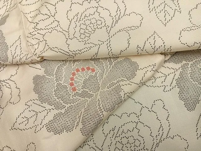 平和屋着物●本場大島紬 白大島 一元7マルキ 牡丹 正絹 逸品 未使用 AABH5321ph