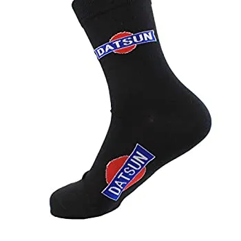 【中古】【輸入品・未使用】Datsun ロゴ - ソックス - ブラック クルー丈 US サイズ: One Size カラー: ブラック