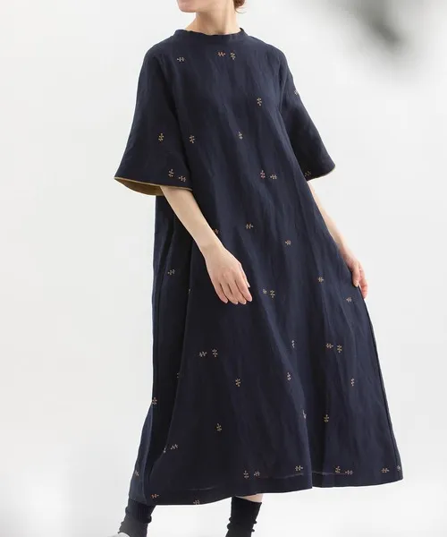 ワンピース リネンレーヨン刺繍フレアースリーブワンピース