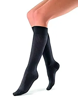 【中古】【輸入品・未使用】Jobst soSoft Women Ribbed Knee Highs 20-30mmHg M Black by Jobst