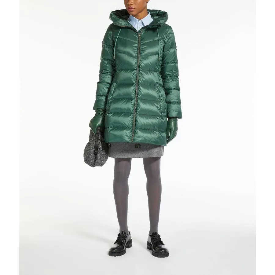 【セール40%OFF 】 MAX MARA WEEKEND レディース 撥水加工  キャンバスダウンジャケット  フード付き ミディ丈  ‘ダークグリーン‘ MIA - DOWN JACKET