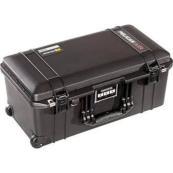 【中古】Pelican Air 1556ケース - フォームなし ブラック 015560-0010-110