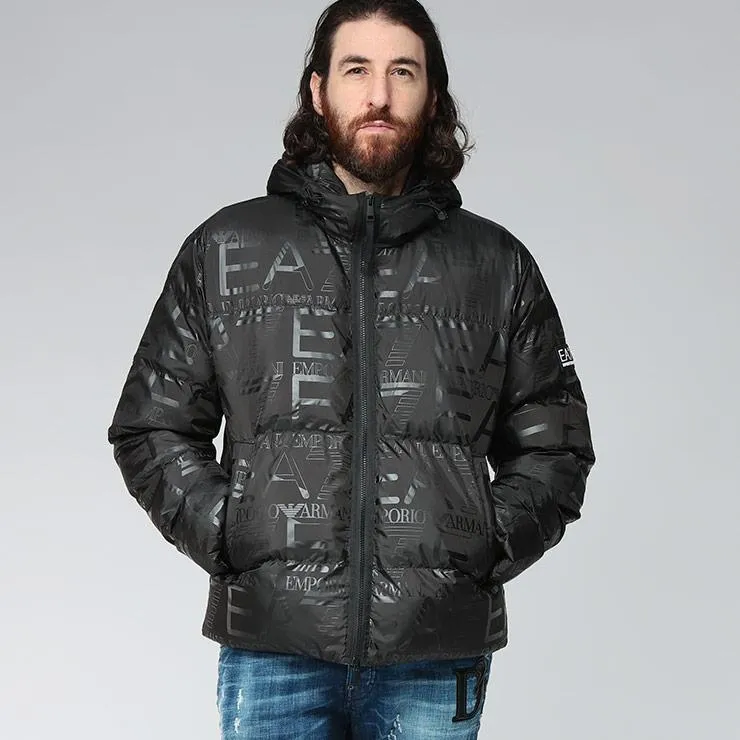 エンポリオアルマーニ ブルゾン アウター EMPORIO ARMANI メンズ オールオーバーロゴ 総ロゴ フルジップ 中綿ジャケット フード EA77M697AF15969