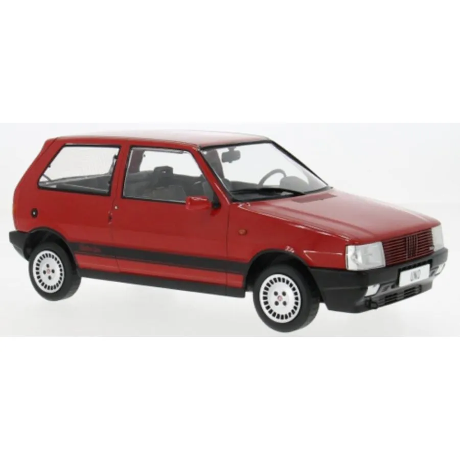 【予約】2026年発売予定FIATフィアット UNOウーノ ターボ ie 1985 レッド / MCG 1/18 ミニカー