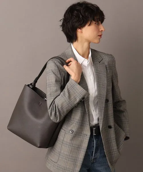 ショルダーバッグ バッグ 「ポルタ」レザーショルダーバッグ M 本革（商品番号：P25-35421） レディース