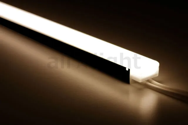 ＴＥＳ ＬＩＧＨＴＩＮＧ コネクタ式間接照明 tiffa Black(ティファ ブラック) TTLBシリーズ 明るさ10％タイプ 100タイプ 全長97mm 0.2W 9.7lm 本体:黒色(ブラック) 温白色 3500K TTLB01035 ※受注生産品