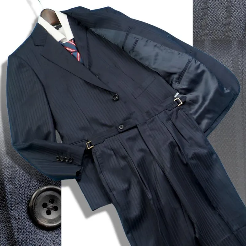 新品19.8万円 オンワード樫山×伊勢丹メンズ 日本製 秋冬『BOWER ROEBUCK 英国製生地 』艶感 スリーピーススーツ D6/56(AB8程度相当)紺 629537